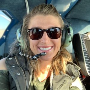 Meet your Posher, Dana